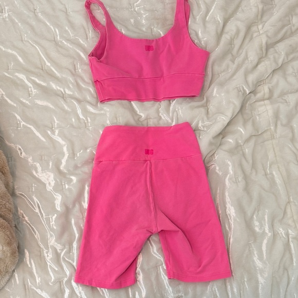 UGG Bright Pink Activewear Set - Picture 4 of 6